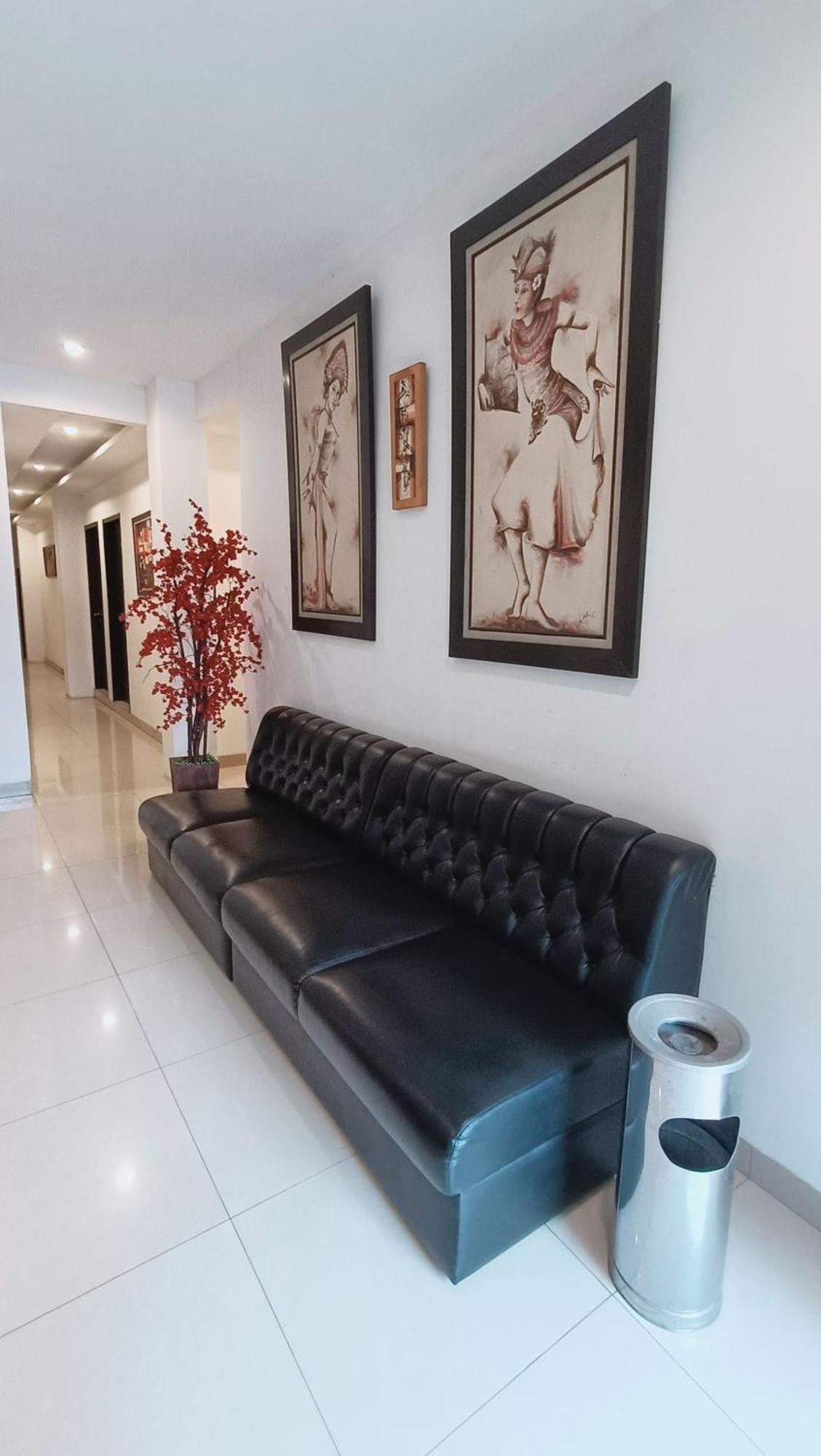 VI Hotel Bandung Esterno foto