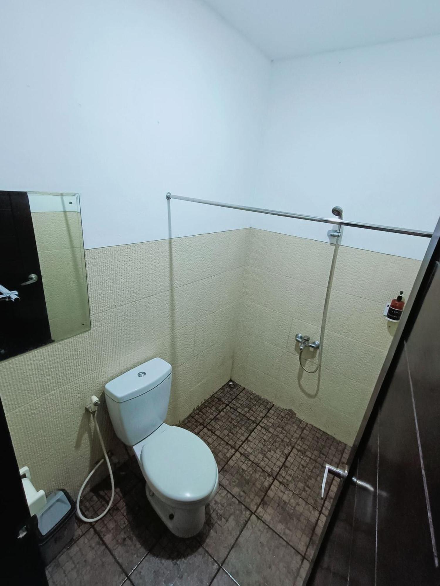 VI Hotel Bandung Esterno foto